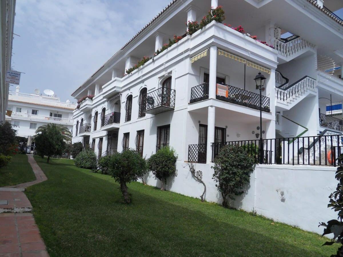 Apts Burriana Nerja Zewnętrze zdjęcie