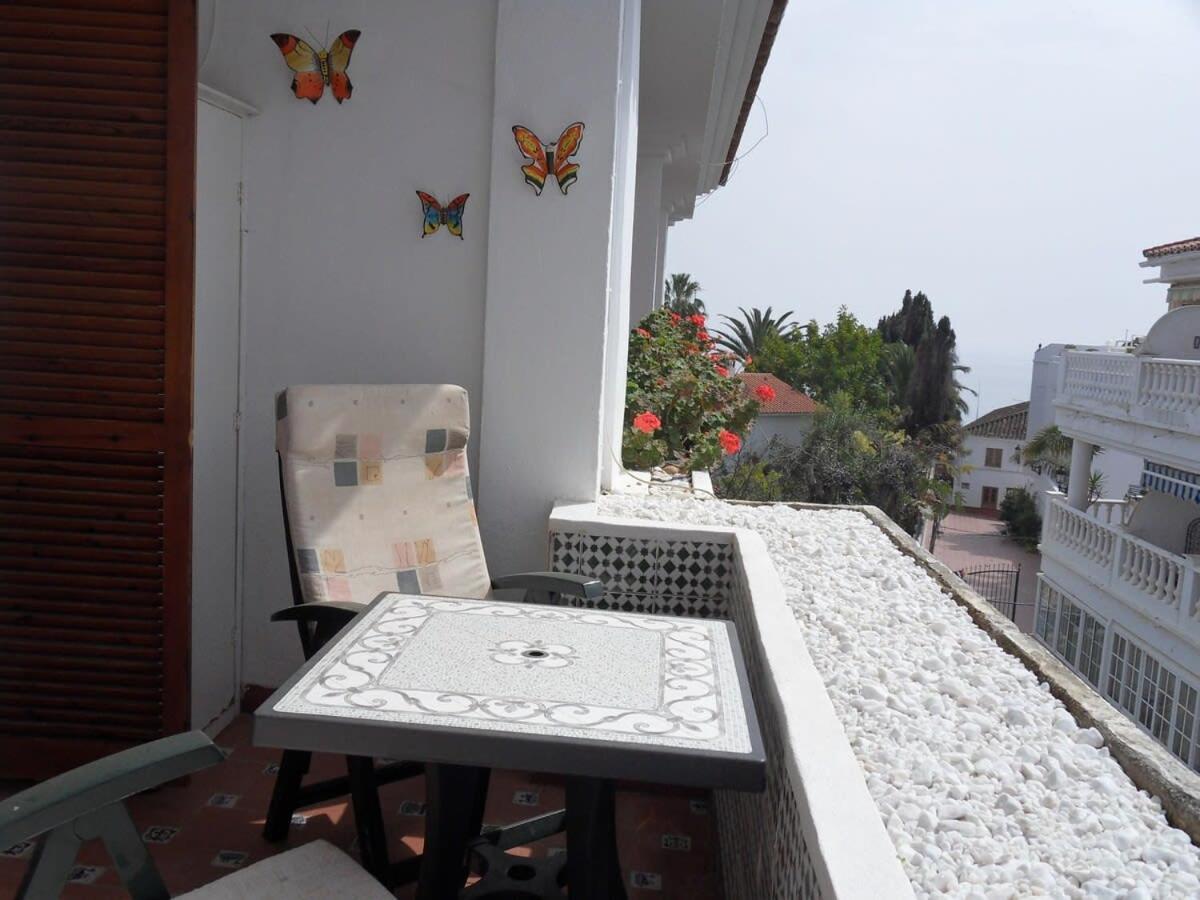 Apts Burriana Nerja Zewnętrze zdjęcie
